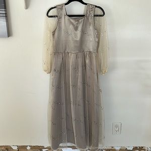 Girls dress